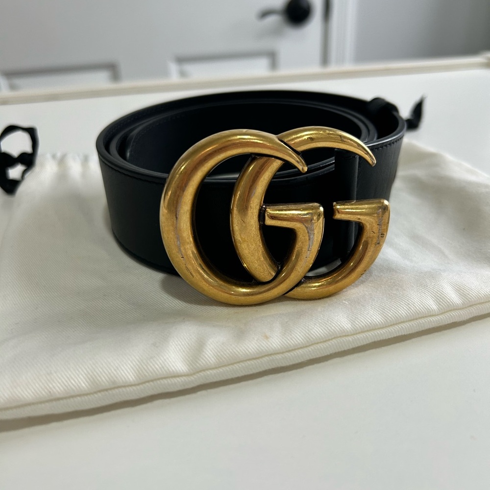 Gucci Black Belt with Gold Buckle - Picture 10 of 10